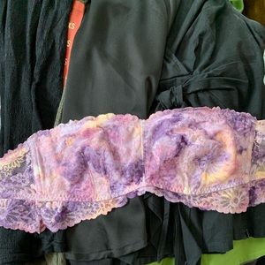 Victoria’s Secret PINK strapless bra